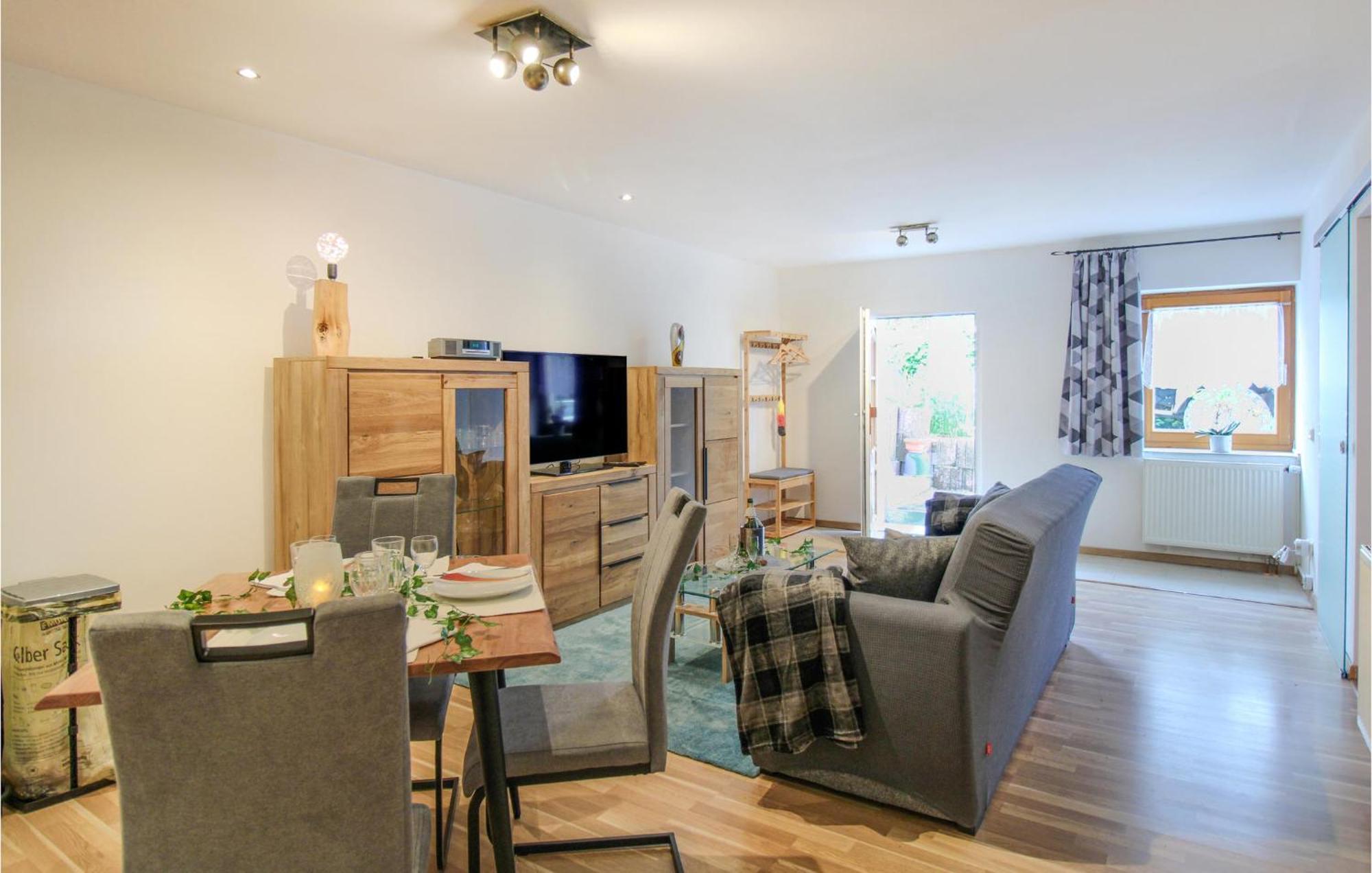 Stunning Apartment In Deggingen With Wifi Luaran gambar